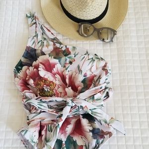 Shein wrap belt one shoulder one piece M